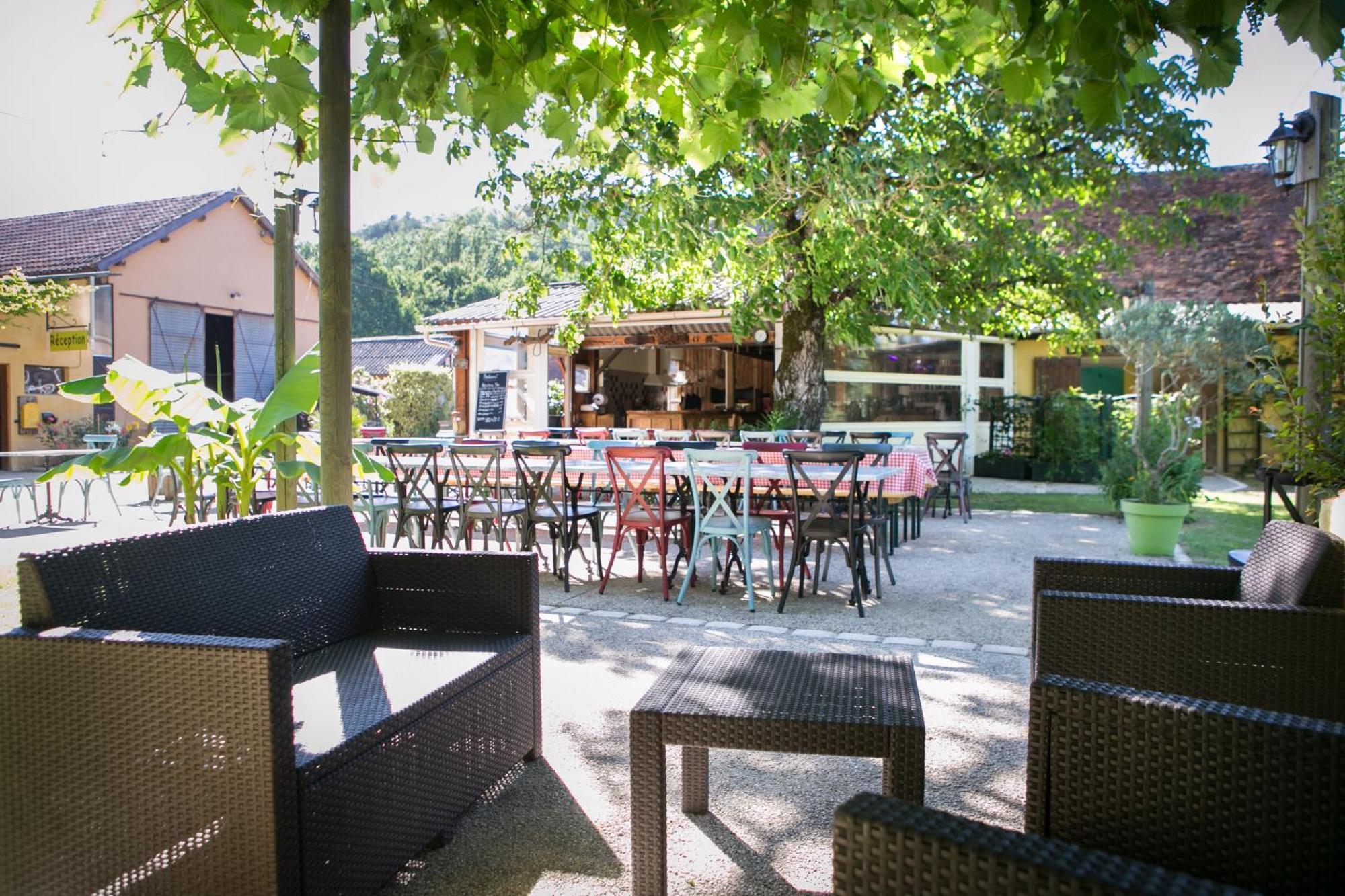 Camping La Ferme de Perdigat Limeuil Bagian luar foto