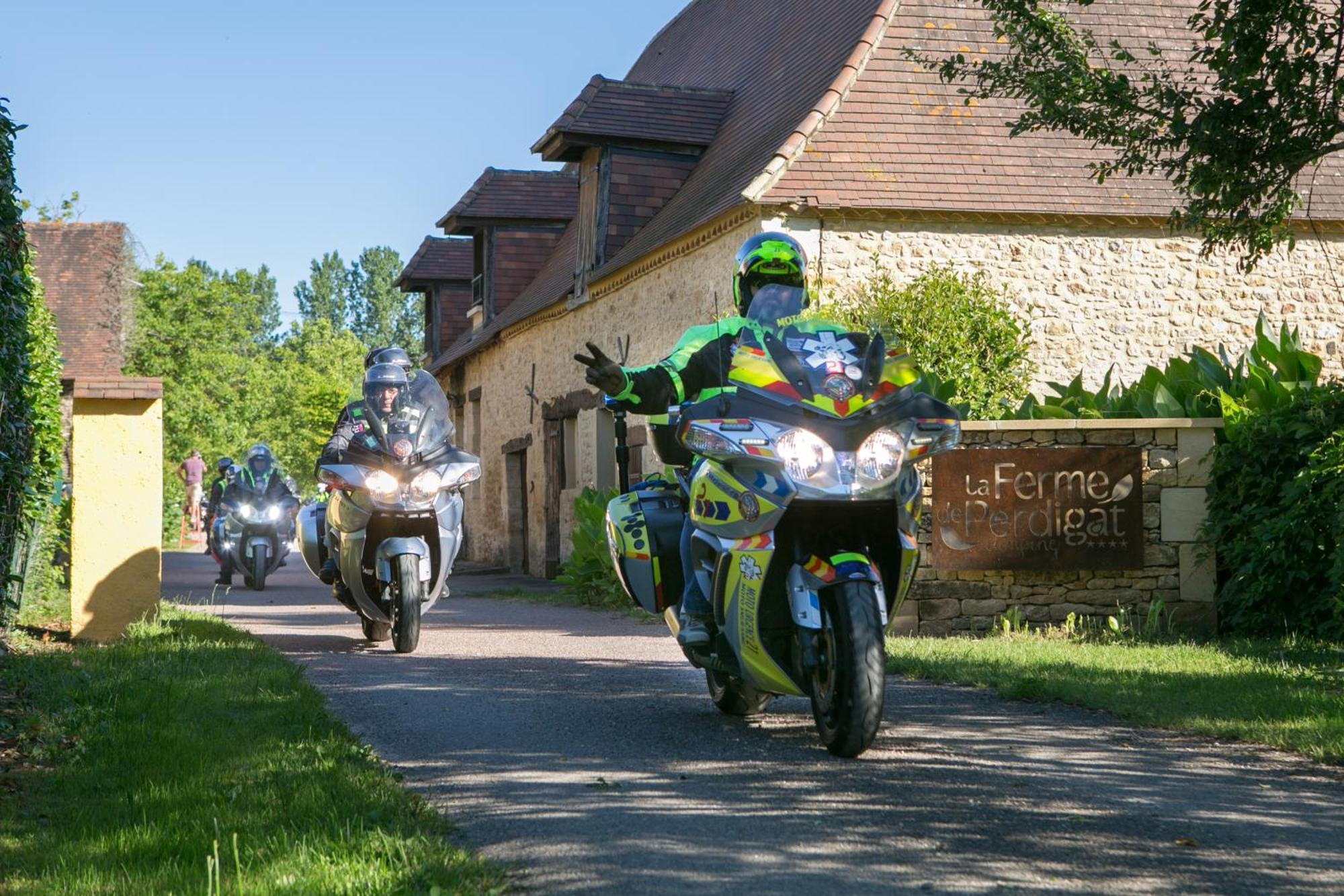 Camping La Ferme de Perdigat Limeuil Bagian luar foto